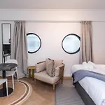 Zeeland Pier Aparthotel By Totalstay