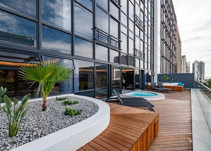 Zeeland Pier Aparthotel By Totalstay