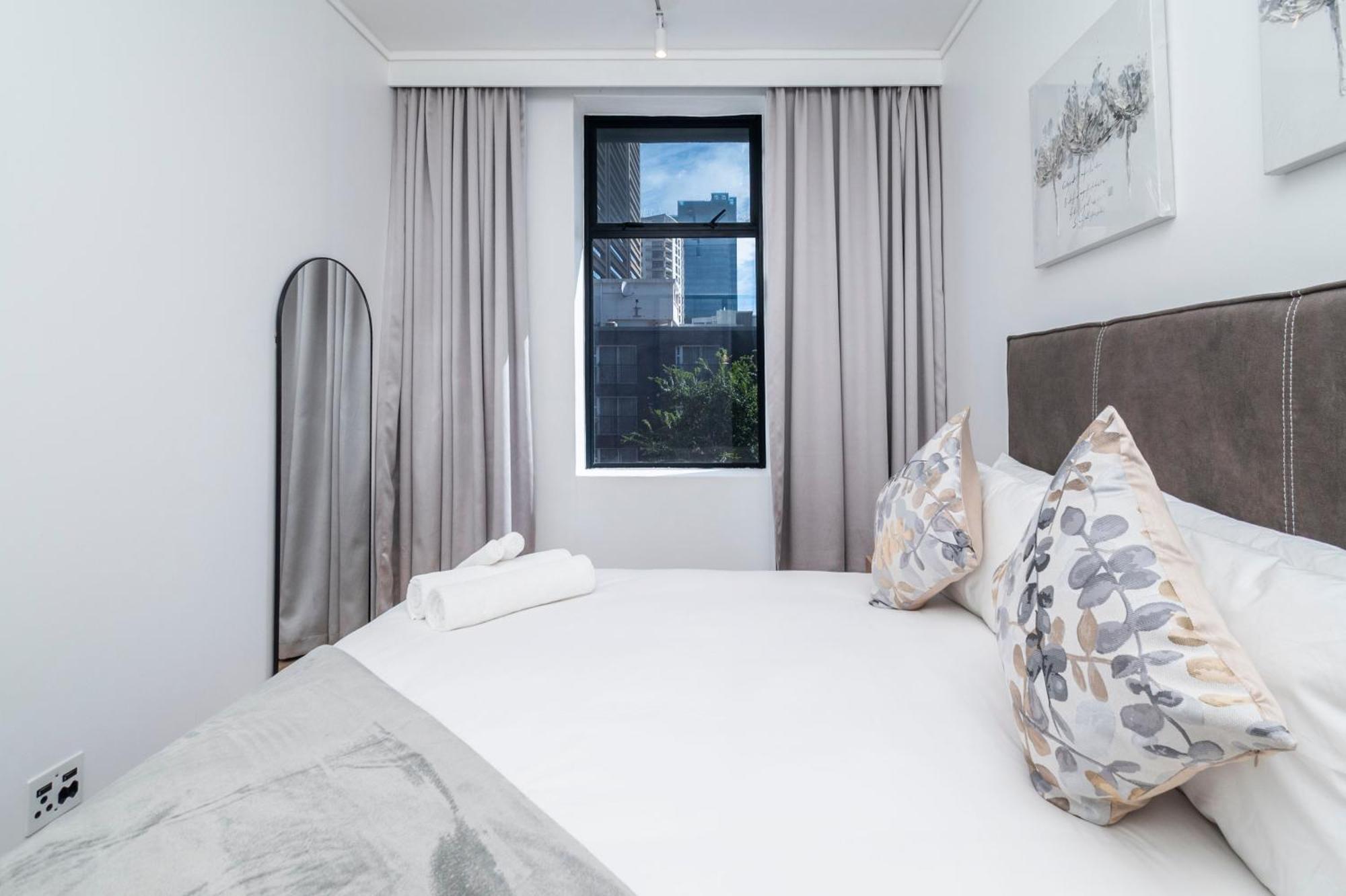 Aparthotel Zeeland Pier By Totalstay Cape Town